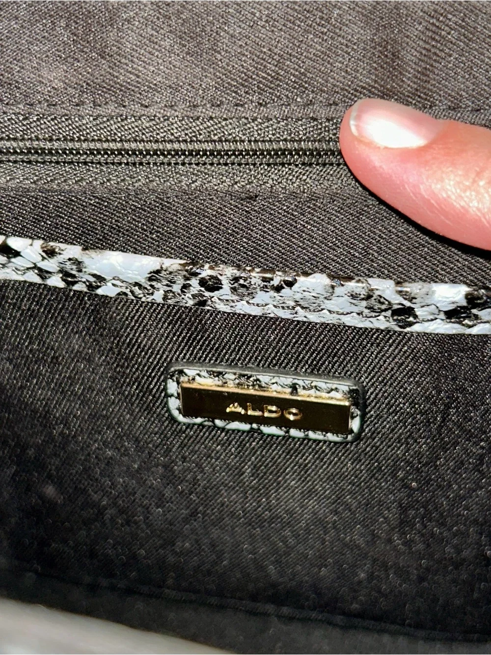 Aldo Clairlea multi-colored snake print handbag NWOT - Picture 9 of 9